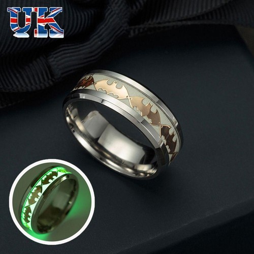 Women jewelry glow - in, dark